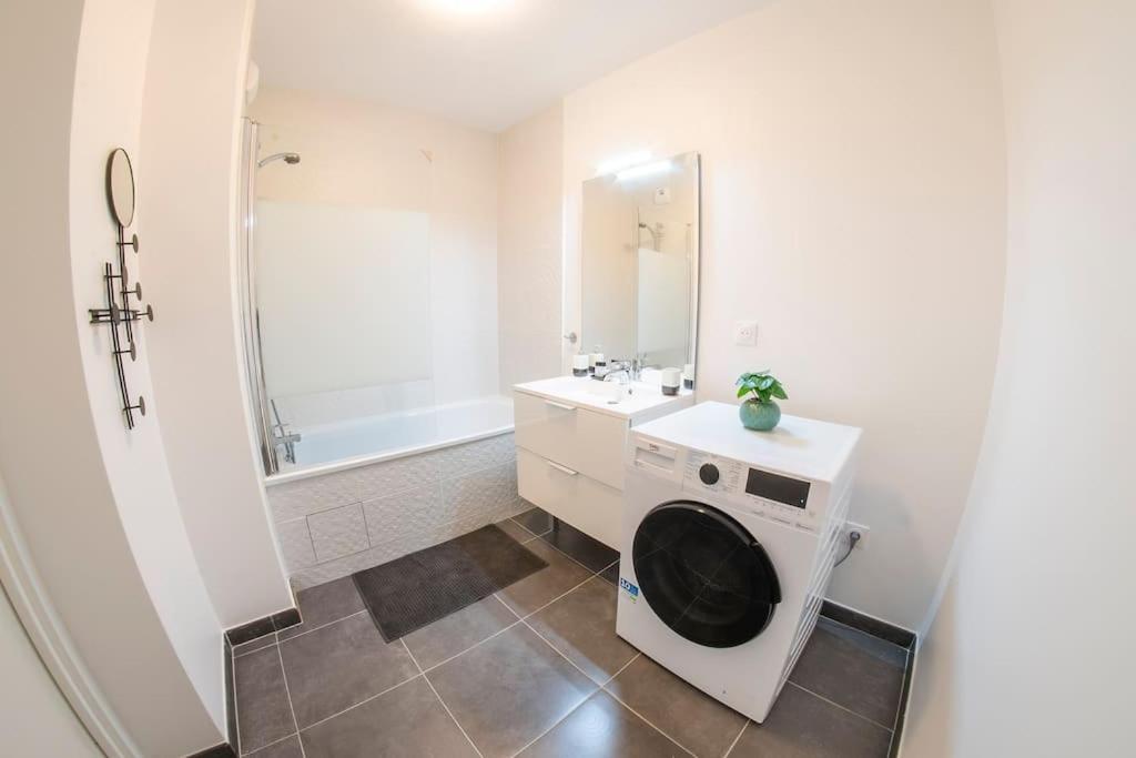 Paris & Disneyland - 2Min From Train Station - Free Private Parking Villiers-sur-Marne Eksteriør billede